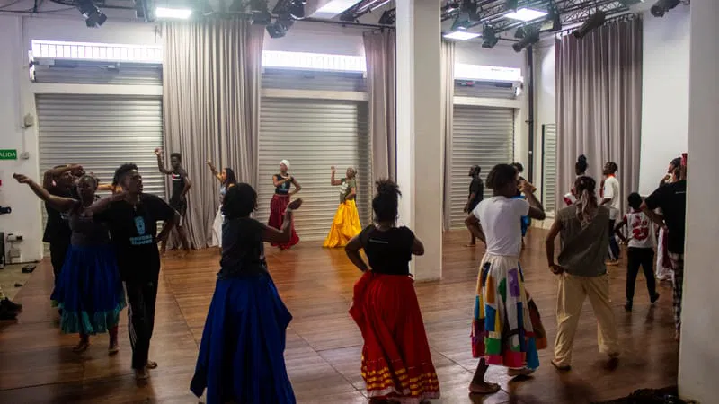 800 68acac845e0db.jpg